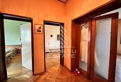 Apartament cu 4 camere decomandat în Central - 8