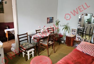 De vânzare un apartament cu două camere situată în Târgu Mureș, str.Parângului - 8