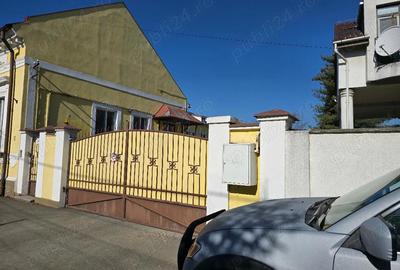 Spațiu comercial, de 950 mp, în Central - 18