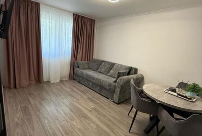 Apartament cu 2 camere decomandat în Tei