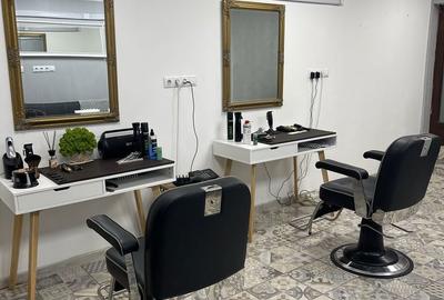 Spațiu comercial, de 24 mp, în Central - 4