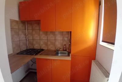 Garsonieră decomandată în Central - 14