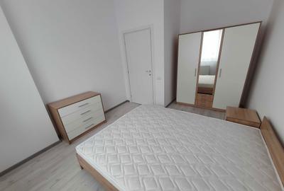 Apartament cu 2 camere semidecomandat în Berceni