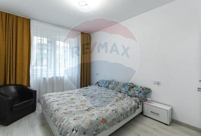 Apartament cu 3 camere decomandat, mobilat în Tractorul - 11