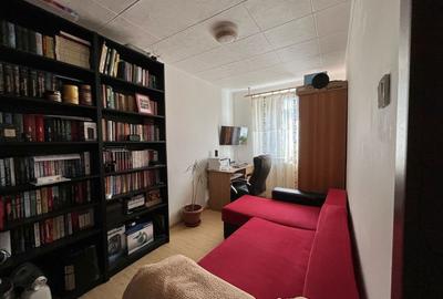 Apartament cu 3 camere semidecomandat în Sud - 3