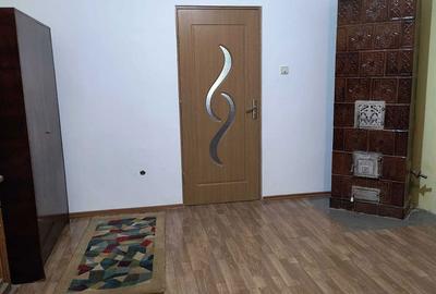 Casă cu 4 camere în Central - 3