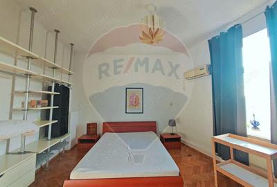 Apartament cu 3 camere decomandat în Universitate - 11