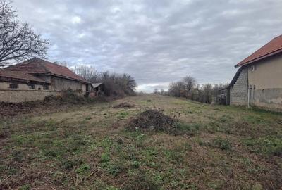 Teren de 6900 mp, în Central - 1