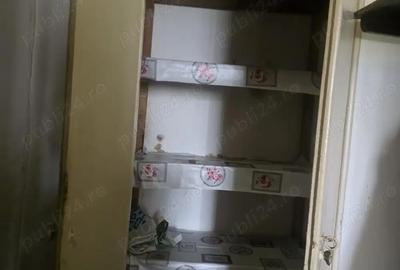 Apartament cu 3 camere decomandat în Onești - 2