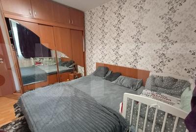 Apartament cu 3 camere decomandat, mobilat în Pajura