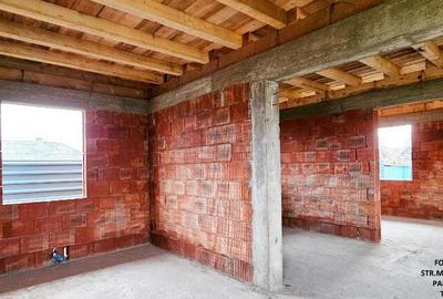 Casa la rosu si teren 500 mp,in cartier de vile,com. Dumbrava Rosie - 6