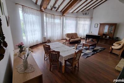 Casă cu 5 camere cu Canalizare în Techirghiol