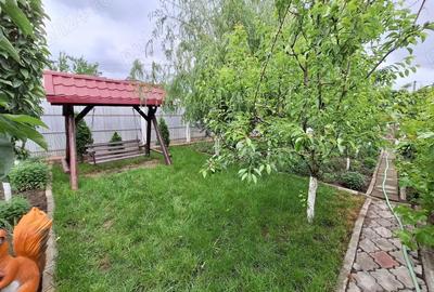 Casă cu 5 camere cu Canalizare în Bârlad - 11