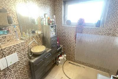 Apartament cu 3 camere decomandat în Central - 3