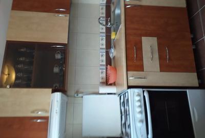 Garsonieră decomandată în Central