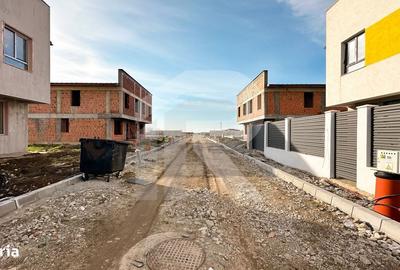 Casă cu 4 camere în Crețești - 3