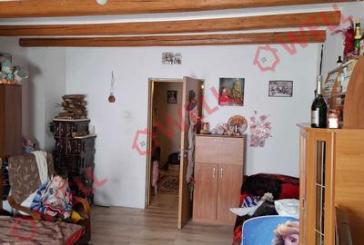 Casă cu 4 camere în Gogan