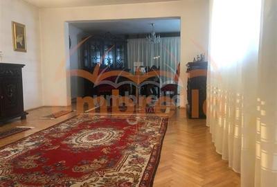 Casa de vanzare - zona centrala str. Paris - 8