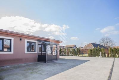 Casă cu 5 camere cu Piscina în Pișchia - 8