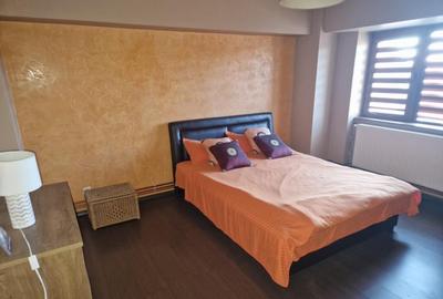 Apartament 3 camere, Targu Jiu - Bld. Republicii - 1