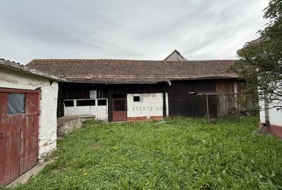 CASĂ COMPUSĂ DIN 2 CORPURI + CURTE + ANEXE - ORAȘ RUPEA | COMISION 0% - 6
