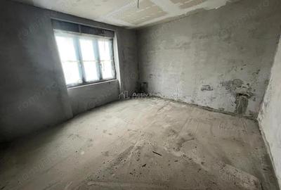 Casă cu 3 camere cu Teren 125 Mp în Ultracentral - 2