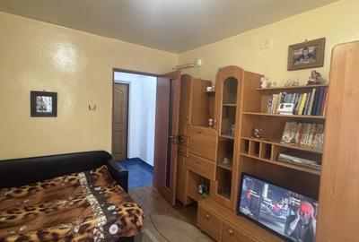 1 cam, etaj 1, 26 mp, bloc caramida, zona Zahana - 10