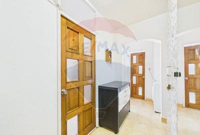 Apartament cu 2 camere decomandat, mobilat în Doamna Ghica - 11