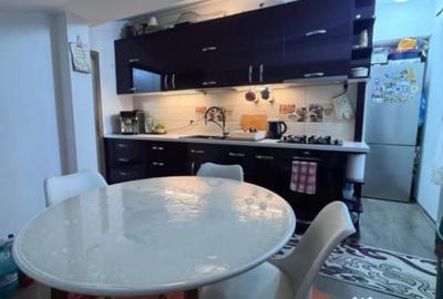 Apartament cu 3 camere decomandat în Central - 12