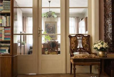 Casă cu 4 camere cu Teren 900 Mp în Centrul Istoric - 2