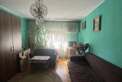 Apartament cu 2 camere decomandat în Confecții - 2