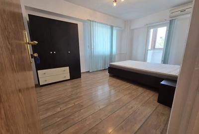 Apartament cu 3 camere decomandat în Victoriei - 17