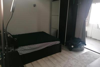 Garsonieră decomandată în Spitalul Județean