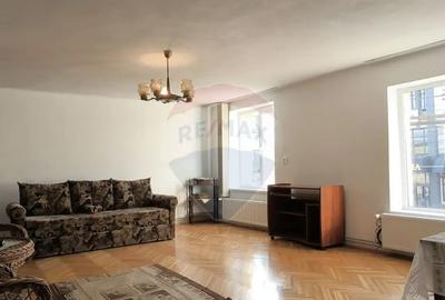 Apartament cu 4 camere decomandat în Mediaș - 14