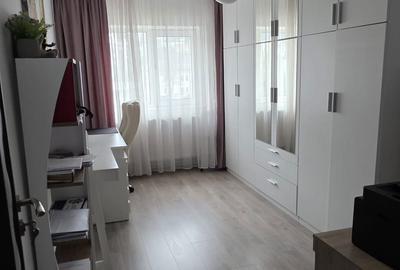 Apartament cu 3 camere semidecomandat în Ultracentral - 2