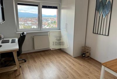 Apartament cu 3 camere decomandat si balcon in Vasile Aaron - 5