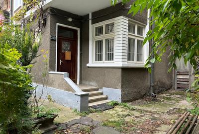 Apartament cu 3 camere, mobilat în Copou
