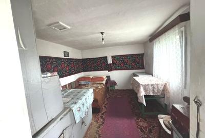 Adresa in Romania-  casa batraneasca demolabila cu 2050 mp teren - 4