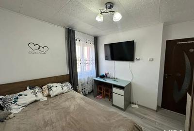 Apartament 2 camere de vanzare bloc reabilitat termic, etaj 2 4 - 5