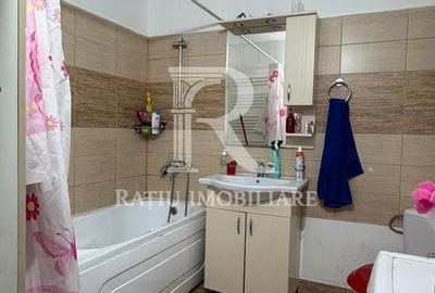 Casă cu 3 camere cu Teren 710 Mp în Căbești