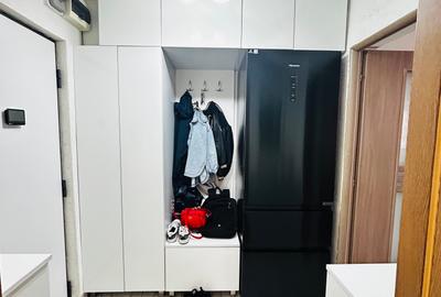 Apartament cu 3 camere semidecomandat în Lacul Tei - 9