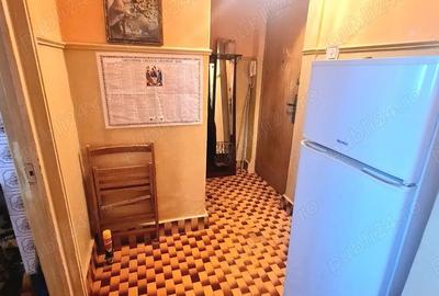 Apartament cu 3 camere semidecomandat în Viziru 1 - 2