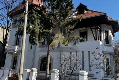 Casă individuală cu 9 camere cu Canalizare în Aviatorilor - 3