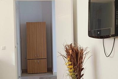 De vanzare garsoniera , zona REZIDEN?IALA Centrala tip Apartament,55mp - 5