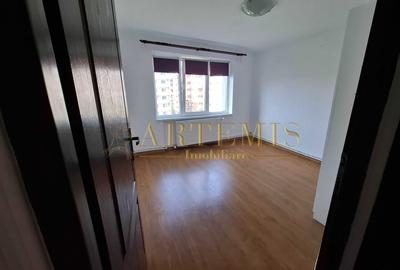 Apartament de 3 camere, decomandat, 68 mp., zona Independentei - 4