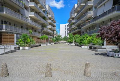Apartament cu 3 camere decomandat în Parcul Carol
