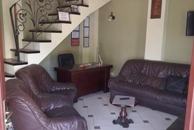 Birou, spatiy comercial - 1