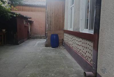 Casă cu 2 camere cu Canalizare în Victoriei - 5