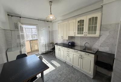 Apartament cu 3 camere decomandat în Central - 3