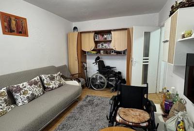 Apartament cu 3 camere decomandat în Central - 3